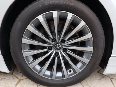 صورة مصغرة 47 لـ 2024 Lexus LS