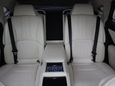 صورة مصغرة 61 لـ 2024 Lexus LS