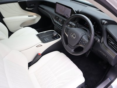 صورة مصغرة 50 لـ 2024 Lexus LS