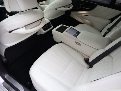 صورة مصغرة 56 لـ 2024 Lexus LS