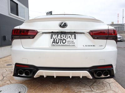 2024 Lexus LS photo 6