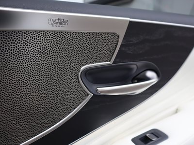 2024 Lexus LS photo 10