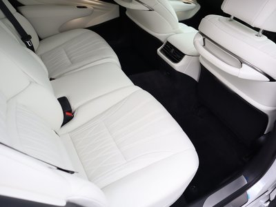 صورة مصغرة 52 لـ 2024 Lexus LS