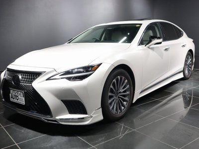 2024 Lexus LS photo 1