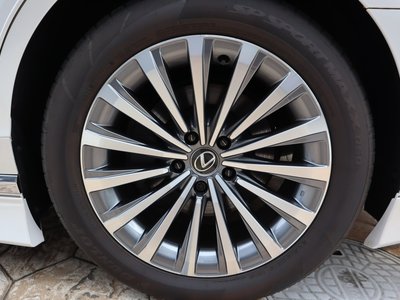 صورة مصغرة 45 لـ 2024 Lexus LS