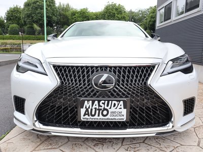 2024 Lexus LS photo 2