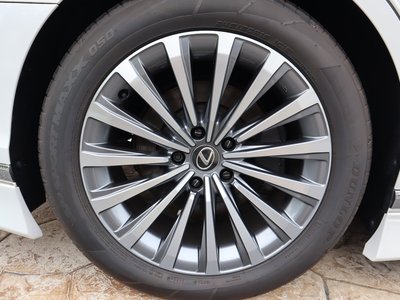 صورة مصغرة 48 لـ 2024 Lexus LS