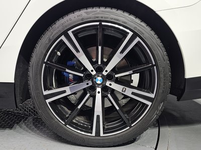 BMW 5 SERIES - 8