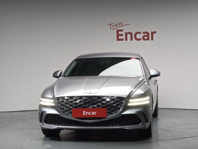 GENESIS G80 (RG3) - 2