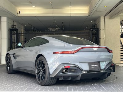 ASTON MARTIN VANTAGE - 5