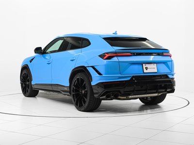 LAMBORGHINI URUS - 6