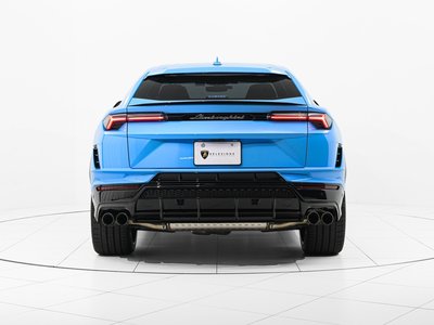 LAMBORGHINI URUS - 7