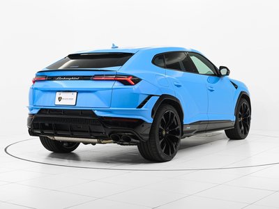 LAMBORGHINI URUS - 8