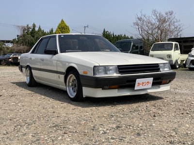 NISSAN SKYLINE - 8