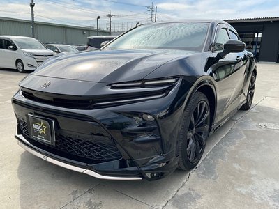 2025 Toyota CROWN SPORT photo 3