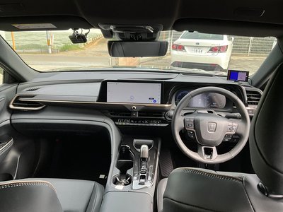 2025 Toyota CROWN SPORT thumbnail 14