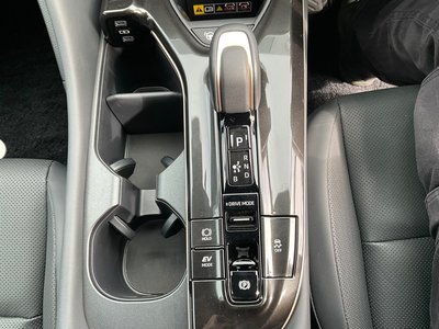 2025 Toyota CROWN SPORT thumbnail 16
