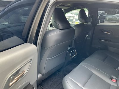 2025 Toyota CROWN SPORT thumbnail 32