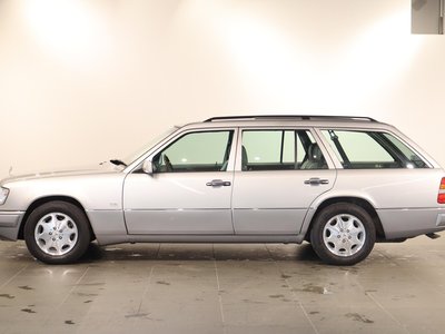 1995 Mercedes-BENZ E-CLASS — миниатюра 14