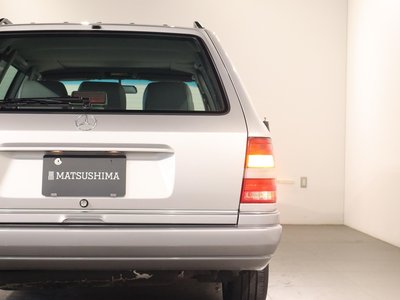 1995 Mercedes-BENZ E-CLASS — миниатюра 20