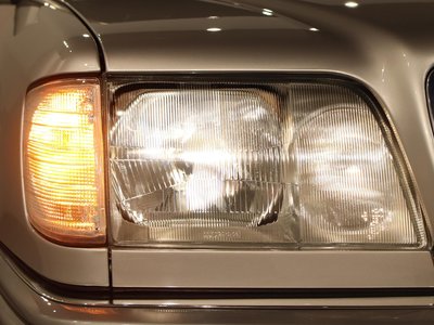 1995 Mercedes-BENZ E-CLASS 照片 9