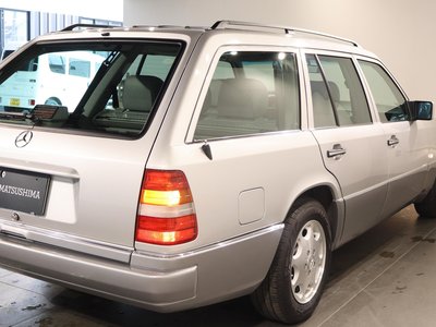 1995 Mercedes-BENZ E-CLASS — миниатюра 22