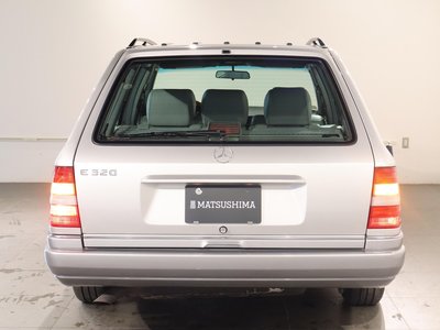 1995 Mercedes-BENZ E-CLASS — миниатюра 19