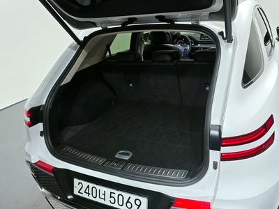 صورة مصغرة 33 لـ 2023 Genesis GV70