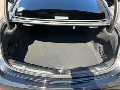 MERCEDES-BENZ E-CLASS - 7