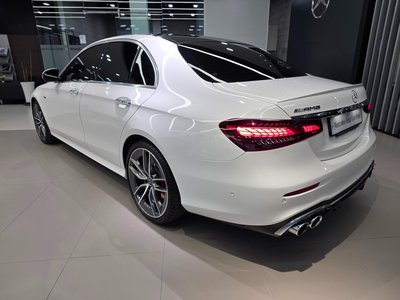 MERCEDES-BENZ E-CLASS - 5