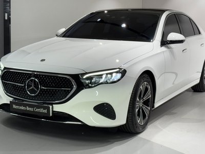 MERCEDES-BENZ E-CLASS