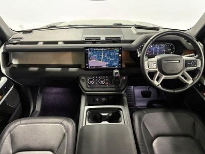 LAND ROVER DEFENDER - 2