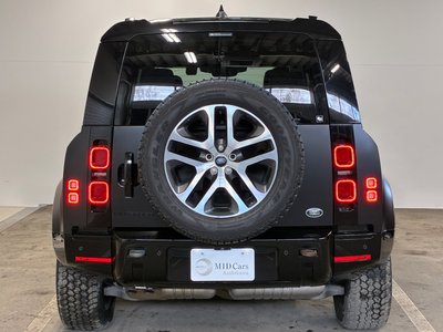 LAND ROVER DEFENDER - 7