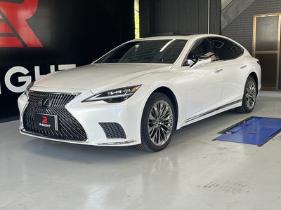 صورة 6 لـ 2021 Lexus LS