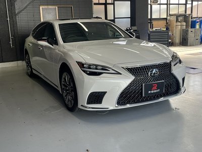 صورة 2 لـ 2021 Lexus LS