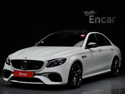MERCEDES-BENZ E-CLASS - 1