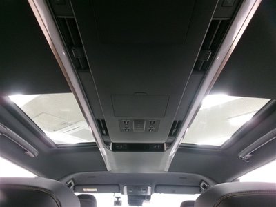 صورة مصغرة 18 لـ 2023 Toyota VELLFIRE