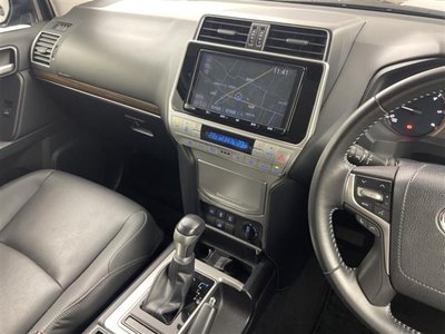2022 Toyota LAND CRUISER PRADO — фото 8