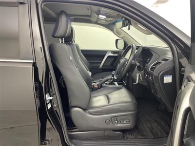 2022 Toyota LAND CRUISER PRADO — миниатюра 23