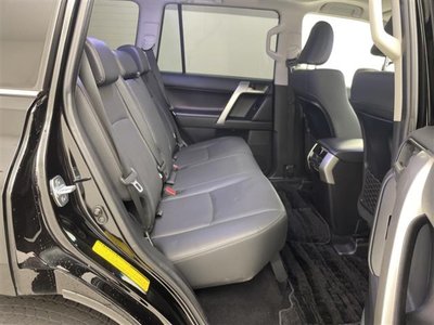 2022 Toyota LAND CRUISER PRADO — миниатюра 26