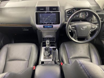 2022 Toyota LAND CRUISER PRADO — фото 2