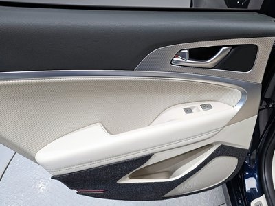 2020 Genesis THE NEW G70 — миниатюра 15