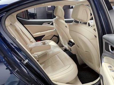 2020 Genesis THE NEW G70 — миниатюра 17