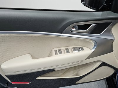 2020 Genesis THE NEW G70 — миниатюра 14