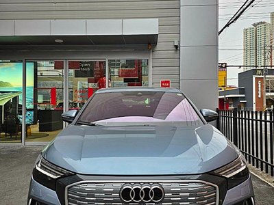 AUDI Q4 E-TRON - 4