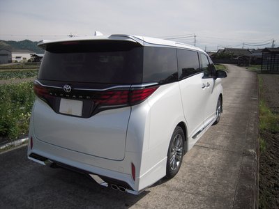TOYOTA ALPHARD - 4