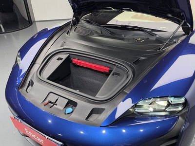 2021 Porsche TAYCAN photo 7