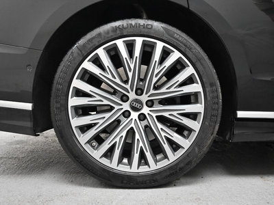 صورة 6 لـ 2023 AUDI A8