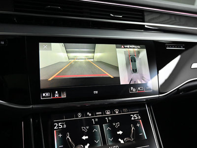 صورة مصغرة 15 لـ 2023 AUDI A8