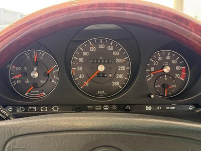 MERCEDES-BENZ SL - 9